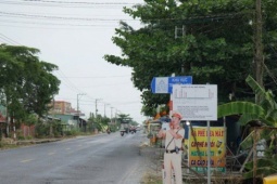 Mô hình hình nộm CSGT “bắn tốc độ” ở Tây Ninh nhận lời khen từ cộng đồng mạng