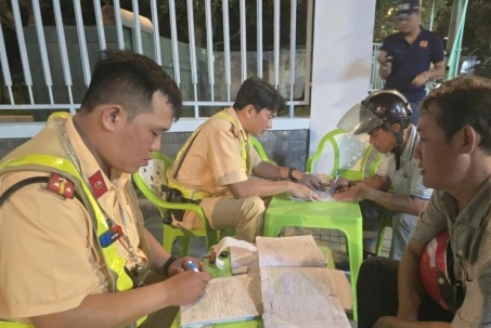 Đề xuất tăng phạt tại chỗ đến 7,5 triệu: Thuận lợi nhưng cần giám sát