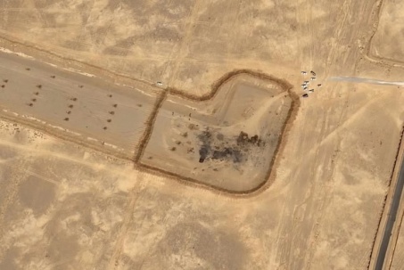 Tàn tích máy bay Mỹ trên đường băng ở Iran sau chiến dịch giải cứu sĩ quan F-15 mất tích