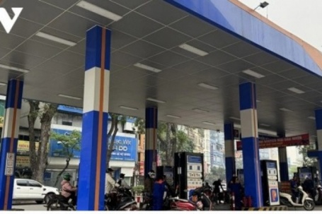 Thuế xăng dầu về 0% từ ngày mai 16/4, Cục Thuế ra công điện hỏa tốc triển khai