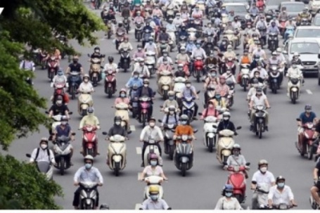 Xe máy xăng vẫn được nhiều người Việt lựa chọn nhờ sự tối ưu