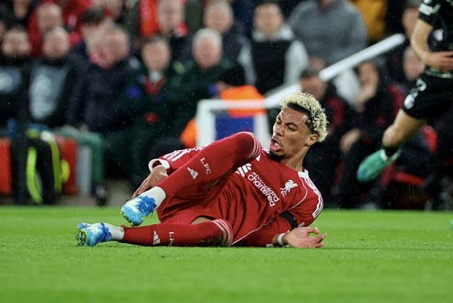 Ekitike chấn thương rất nặng: Liverpool mất chân sút số 1, ĐT Pháp mất trung phong ở World Cup