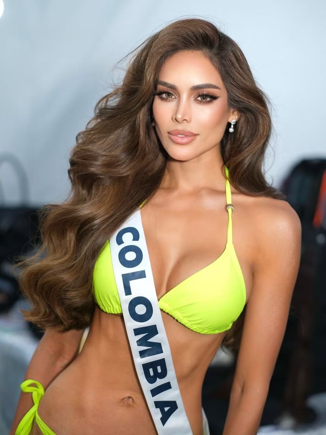 Vanessa Pulgarín - đại diện Colombia tại Hoa hậu Hoàn vũ 2025.