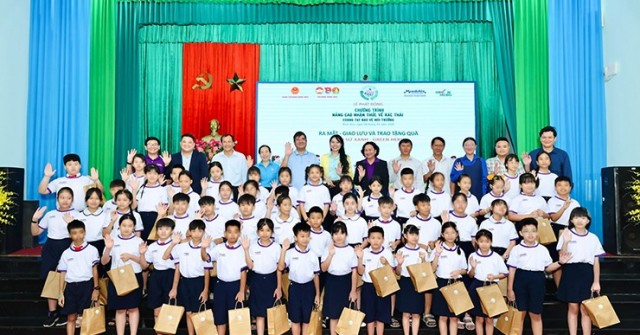 Nâng cao nhận thức về rác thải nhựa cho học sinh tiểu học tại TP.HCM