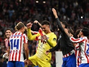 2 anh hào vào bán kết Cúp C1: Atletico loại Barcelona, PSG gieo sầu Liverpool