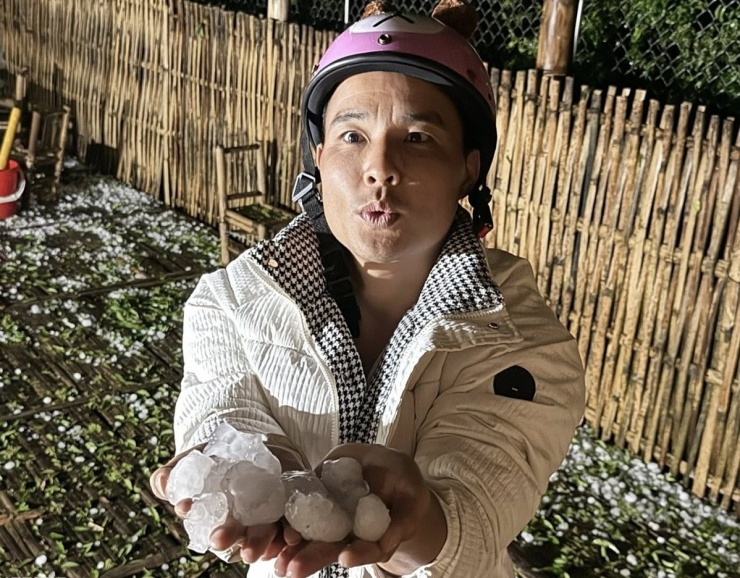 Mưa đá đập thủng kính xe, kéo sập nhà ở Bắc Hà - 4