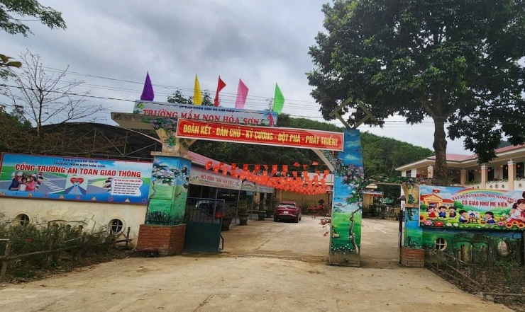 Trường mầm non Hóa Sơn, nơi xảy ra sự việc kê khống số lượng trẻ ăn trưa để nhận tiền từ thiện. Ảnh: TC