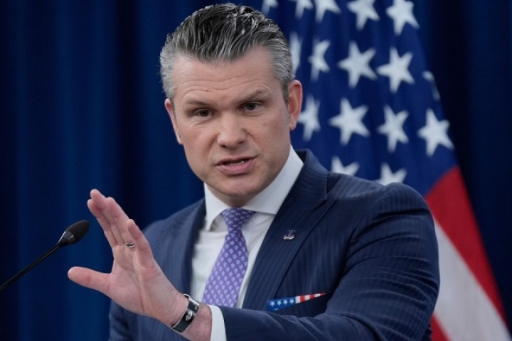 Phe Dân chủ trình điều khoản luận tội Bộ trưởng Quốc phòng Mỹ