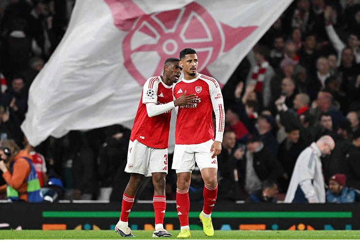 5 điều Arsenal cần làm ngay để mơ về cú đúp Ngoại hạng Anh - Cúp C1