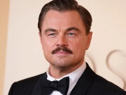 Áp lực làm đẹp và bị soi nhan sắc bủa vây các sao nam Hollywood