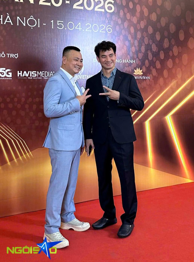 Hòa Minzy hóa công chúa, cùng dàn sao khoe sắc trên thảm đỏ - 9