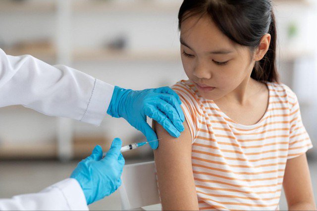 Tiêm vaccine HPV cho các bé gái ở giai đoạn 9 - 14 tuổi là thời điểm là thời điểm lý tưởng nhất.