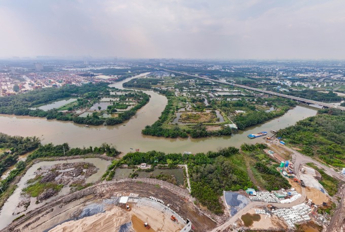 Bất động sản khu đông TP HCM với các dự án đất nền, nhà phố. Ảnh: Quỳnh Trần