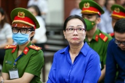 Những lần điều chỉnh giá bộ sưu tập du thuyền của bà Trương Mỹ Lan