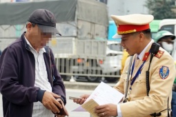 Những lỗi vi phạm giao thông phổ biến có thể bị phạt tại chỗ tới 7,5 triệu đồng theo đề xuất mới