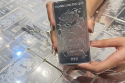 Giá bạc hôm nay 16-4: Nhiều người bất ngờ với đà tăng của bạc