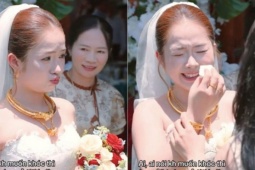 Clip cô dâu cố nín khóc bằng mẹo chu mỏ khiến ai xem cũng bật cười