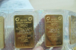 Cuối ngày 16-4, giá vàng miếng giảm nhanh, người mua lỗ hơn 7 triệu đồng sau 2 ngày