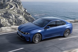 BMW i3 thế hệ mới lộ diện, dân mê xe điện khó rời mắt