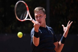 Nóng nhất thể thao trưa 16/4: Tay vợt hạng 88 được Djokovic hậu thuẫn, tạo địa chấn ở Barcelona Open