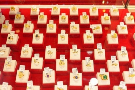 Sáng 16-4, giá vàng miếng SJC, vàng nhẫn giảm tiếp