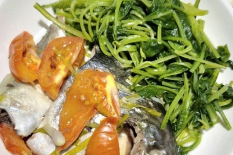 Một mâm cơm đúng cách sau tuổi 40: Không cần đắt tiền nhưng giúp cơ thể nhẹ nhõm hơn