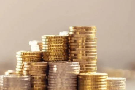 Hai người đi bộ phát hiện 'kho báu' tiền, vàng trị giá 8,6 tỷ đồng