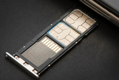 Google khắc phục thiếu sót gây ức chế nhất trên điện thoại Android hai SIM