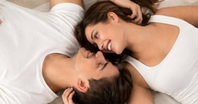 "Giờ vàng" cho chuyện chăn gối theo độ tuổi