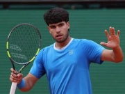 Tennis đỉnh cao: Alcaraz "trao" chiến thắng cho đối thủ, Zverev phô diễn sức mạnh