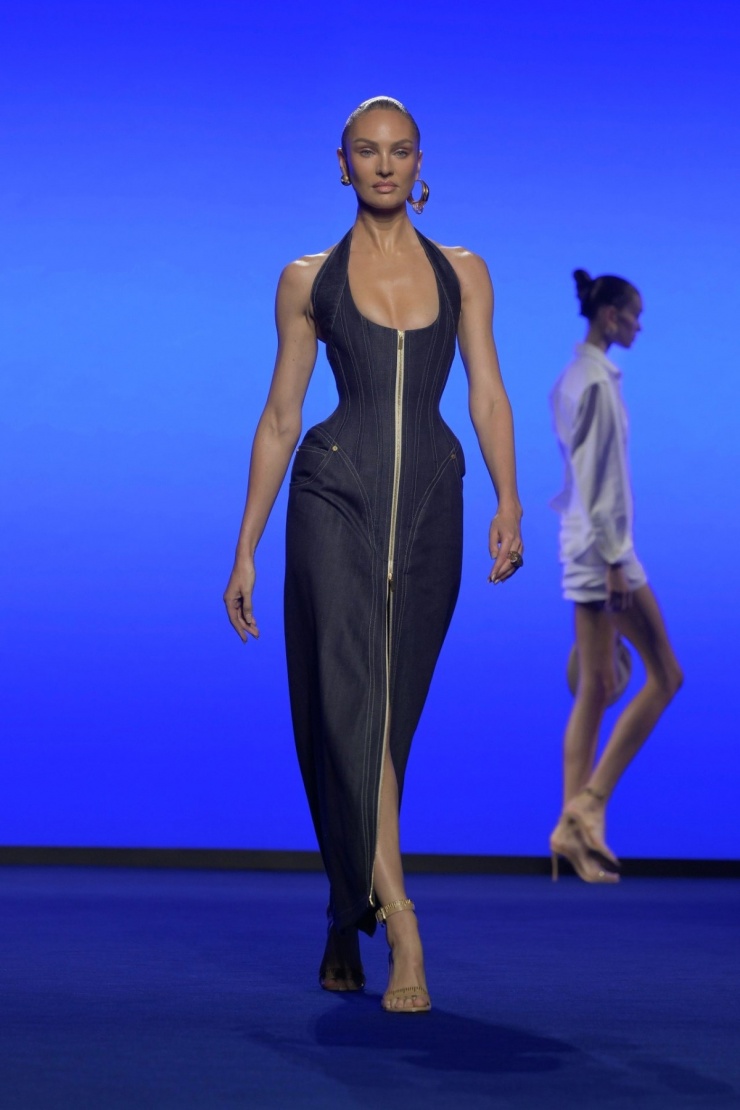 Cuộc sống của 'thiên thần' Candice Swanepoel - 5