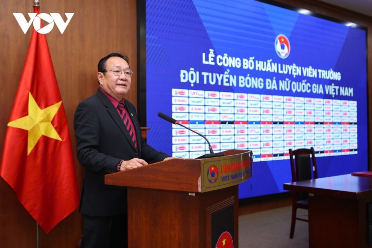 HLV Hoàng Văn Phúc phát biểu tại buổi lễ