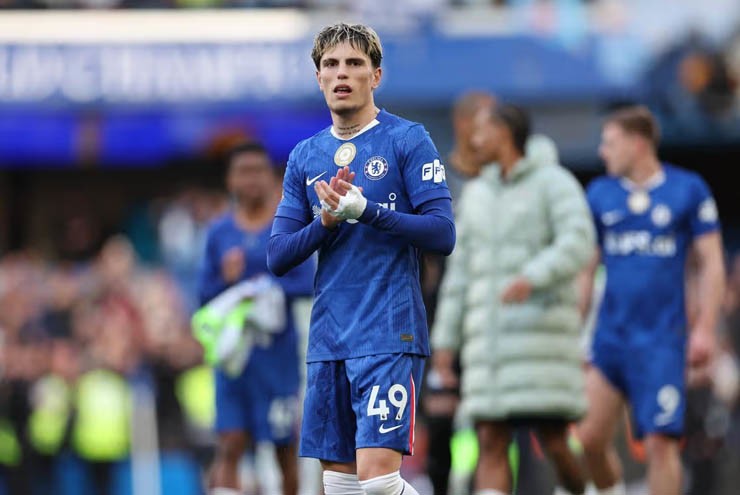 Tin mới nhất bóng đá sáng 17/4: Chelsea xác định bán Garnacho