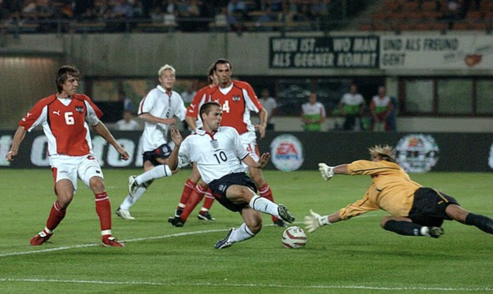 Manninger có 33 lần khoác áo đội tuyển quốc gia (trận Áo gặp tuyển Anh năm 2004)