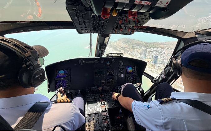 Tour bay trực thăng tại TP HCM. Ảnh: Quỳnh Trần