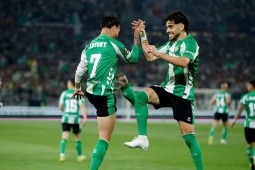 Video bóng đá Real Betis - Braga: Antony tỏa sáng, màn sụp đổ hiệp 2 (Europa League)