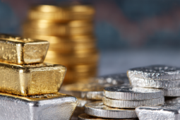 Giá vàng, bạc thế giới nghịch chiều sáng 17/4