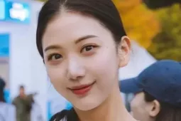 Phiên tòa vụ MC thời tiết 28 tuổi qua đời để lại 17 trang thư tuyệt mệnh