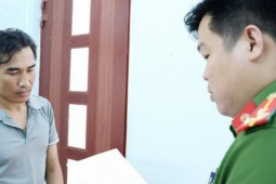 Bắt đối tượng hiếp dâm con riêng của người tình dẫn tới có thai