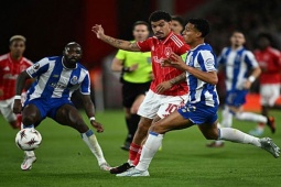 Video bóng đá Nottingham Forest - Porto: Bước ngoặt thẻ đỏ (Europa League)