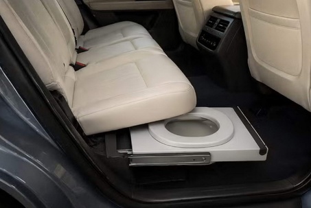 Hãng xe Trung Quốc gây sốc với ghế ngồi kiêm bồn cầu