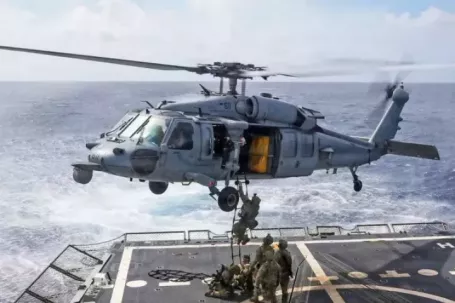 Ngoài phong tỏa, Mỹ săn đuổi các tàu liên quan Iran trên toàn cầu, 'bảo đảm Tehran không bao giờ có vũ khí hạt nhân'