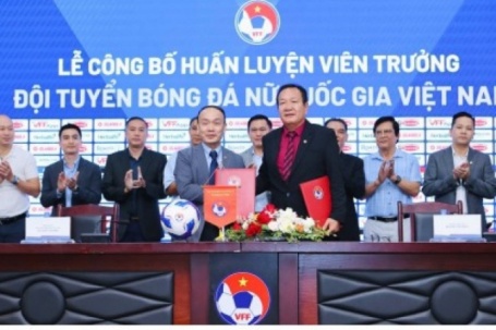 HLV Hoàng Văn Phúc chính thức dẫn dắt ĐT nữ Việt Nam