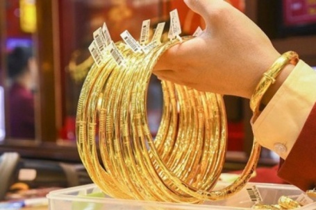 Chốt giá vàng hôm nay ngày 17/4 tiếp đà giảm mạnh