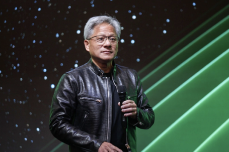 Vì sao CEO Nvidia chúc người trẻ 'gặp nhiều đau khổ'?
