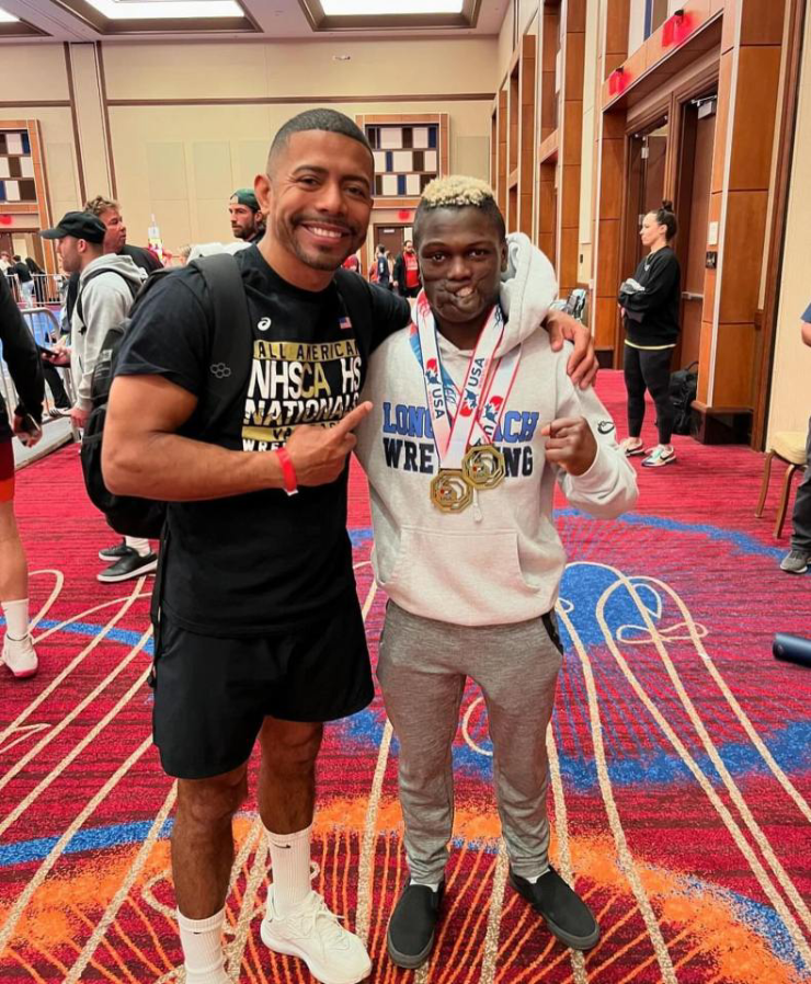 Gương mặt của&nbsp;Dunia biến dạng sau vì bị tinh tinh tấn công khi còn nhỏ