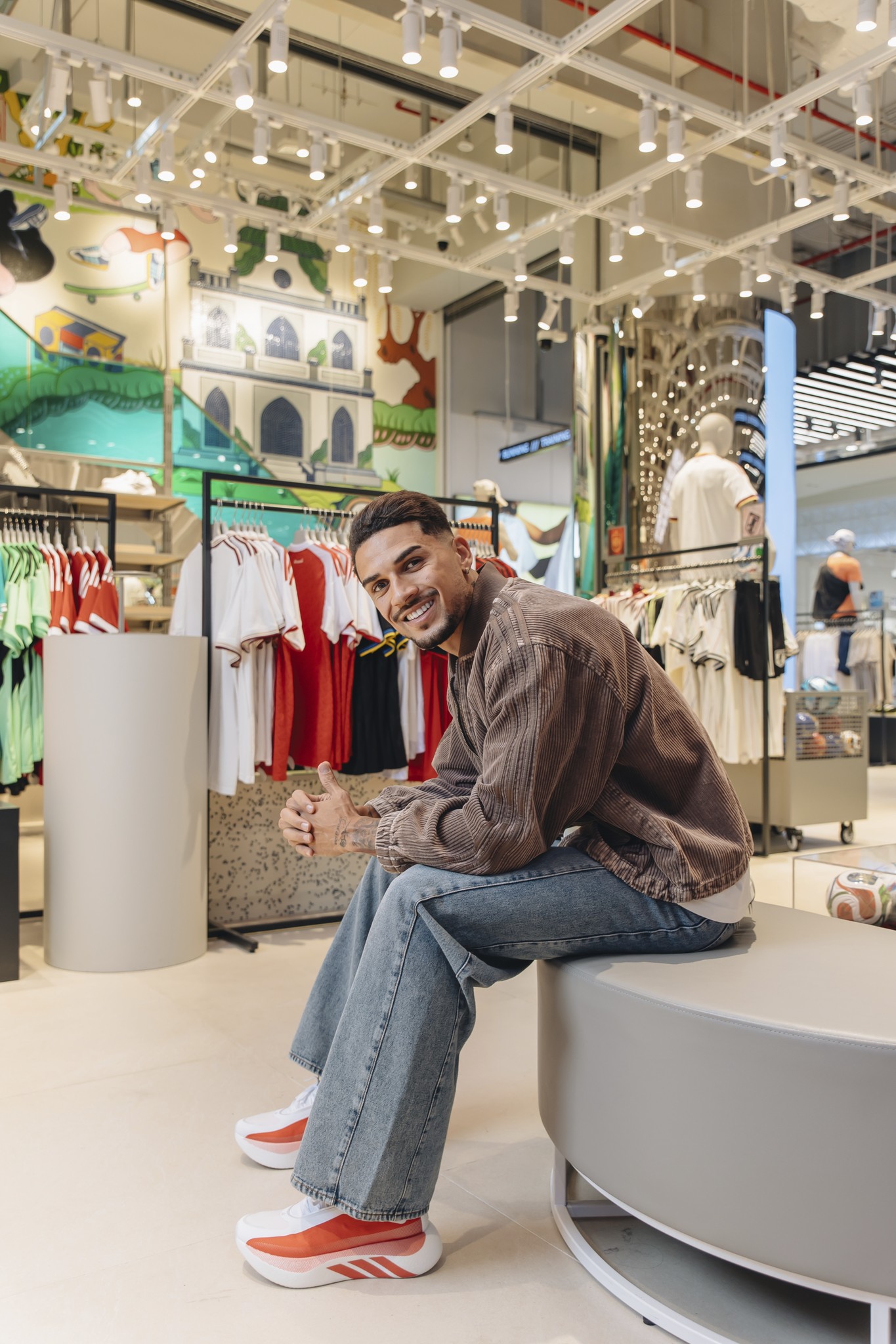 Cầu thủ Đỗ Hoàng Hên - một trong những người đầu tiên trải nghiệm adidas Hyperboost Edge