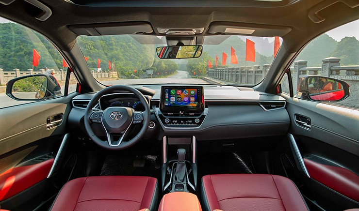 Innova Cross - Corolla Cross: Hybrid tiết kiệm hay chỉ “đỡ tốn xăng hơn chút”? - 4