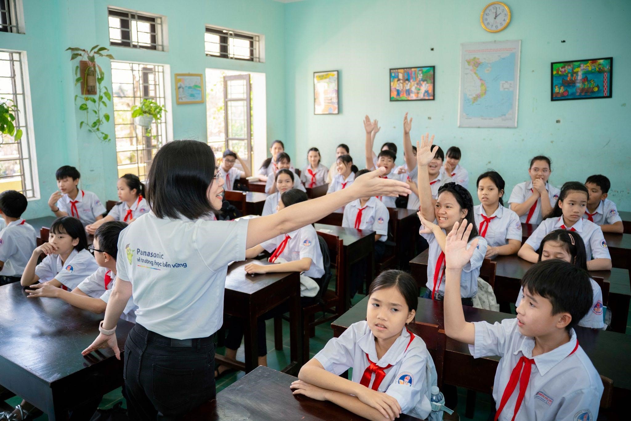 Các buổi học trong chương trình luôn tạo ra không khí sôi nổi, hào hứng cho các em học sinh