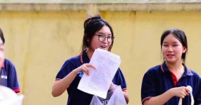 "Giờ vàng" cuối cùng cho cuộc đua vào lớp 10 công lập tại Hà Nội